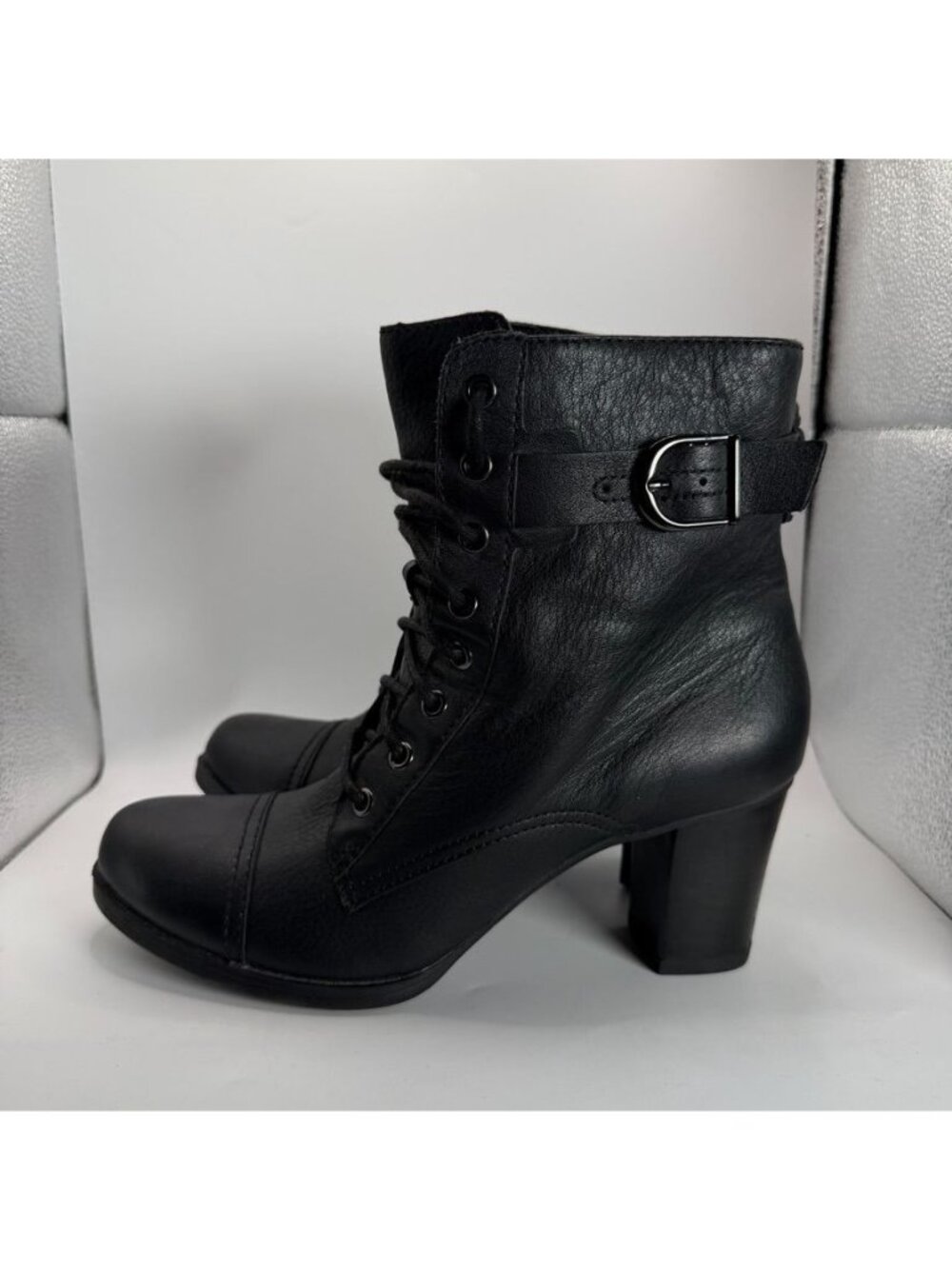 Clarks Black Leather Lace-Up Heeled Ankle Boots With Buckle Detail Womens Size 9 - Picture 4 of 8